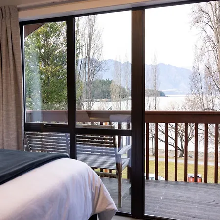 Haka House Queenstown Lakefront-2